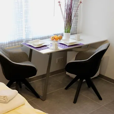 Appartement Komfort Oase Mit Klimaanlage, Terrasse Und Whirlpool *