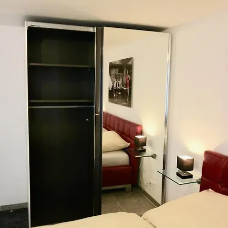 Komfort Oase Mit Klimaanlage, Terrasse Und Whirlpool