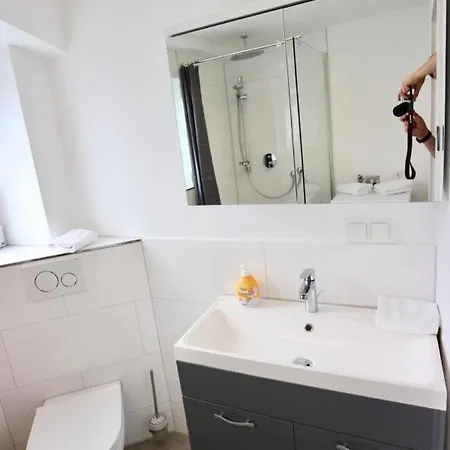 Komfort Oase Mit Klimaanlage, Terrasse Und Whirlpool Appartement Stuttgart