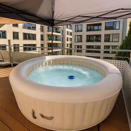 Komfort Oase Mit Klimaanlage, Terrasse Und Whirlpool Apartament Stuttgart